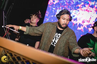 Crush Wednesdays กับ DJ Bonics ที่ เดอะคลับคอย — photo 88