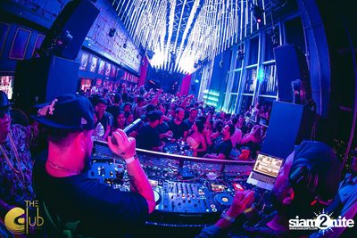 Crush Wednesdays กับ DJ Bonics ที่ เดอะคลับคอย — photo 97