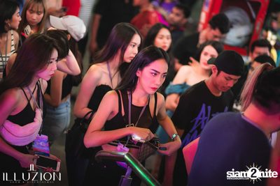 Wiz Khalifa at Illuzion Phuket — photo 33