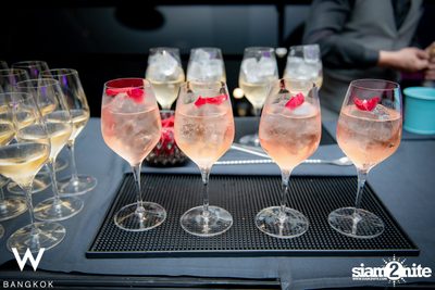 Girls Gone Wild at Woobar | W Bangkok — photo 2