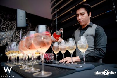 Girls Gone Wild at Woobar | W Bangkok — photo 4