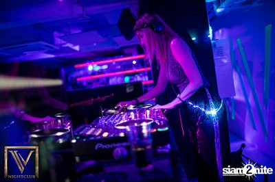 Saturday Night at V Nightclub — photo 9