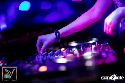 Saturday Night at V Nightclub — photo 12
