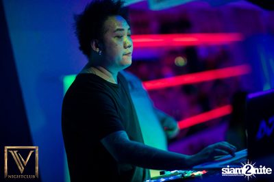 Saturday Night at V Nightclub — photo 41
