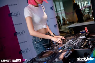 Splash Pool Party at Aloft Bangkok Sukhumvit Soi 11 — photo 43
