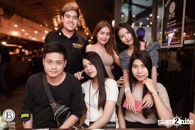 MEAN ที่ บีกิน บาร์ — photo 30