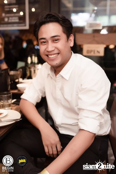 MEAN ที่ บีกิน บาร์ — photo 31