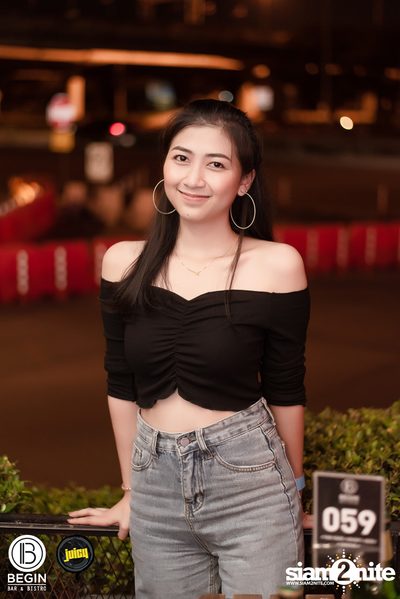 MEAN ที่ บีกิน บาร์ — photo 35