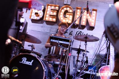 MEAN ที่ บีกิน บาร์ — photo 80