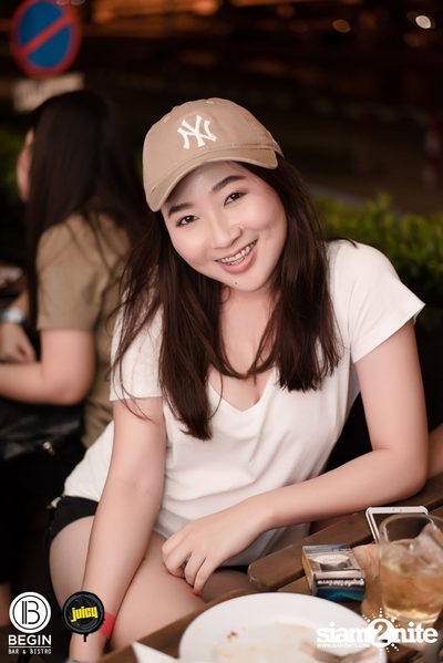 MEAN ที่ บีกิน บาร์ — photo 88