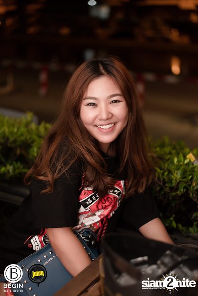 MEAN ที่ บีกิน บาร์ — photo 89
