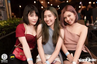 MEAN ที่ บีกิน บาร์ — photo 97