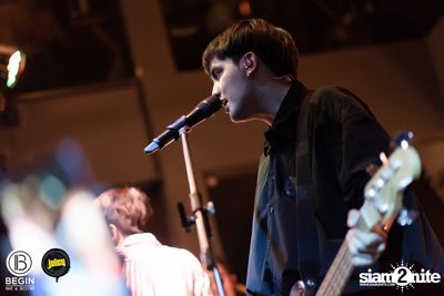 MEAN ที่ บีกิน บาร์ — photo 114