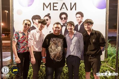 MEAN ที่ บีกิน บาร์ — photo 142