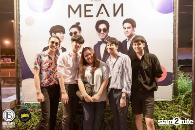 MEAN ที่ บีกิน บาร์ — photo 182