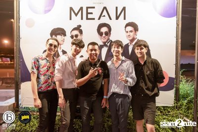 MEAN ที่ บีกิน บาร์ — photo 183