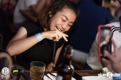 MEAN ที่ บีกิน บาร์ — photo 214