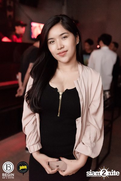 MEAN ที่ บีกิน บาร์ — photo 217