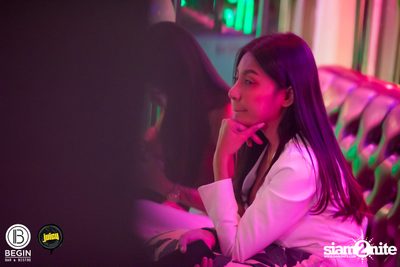 Fridays ที่ร้าน บีกิน บาร์, ถนนศรีนครินทร์ | Juicy — photo 39