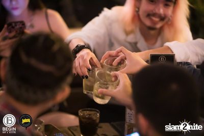 Fridays ที่ร้าน บีกิน บาร์, ถนนศรีนครินทร์ | Juicy — photo 49