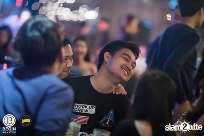 Fridays ที่ร้าน บีกิน บาร์, ถนนศรีนครินทร์ | Juicy — photo 69
