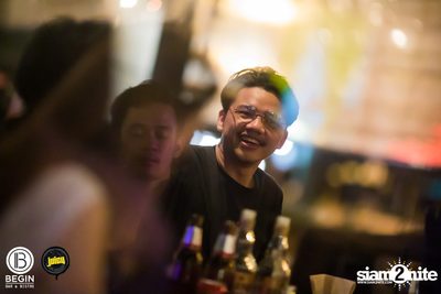 Fridays ที่ร้าน บีกิน บาร์, ถนนศรีนครินทร์ | Juicy — photo 72