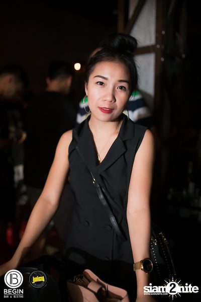Fridays ที่ร้าน บีกิน บาร์, ถนนศรีนครินทร์ | Juicy — photo 83