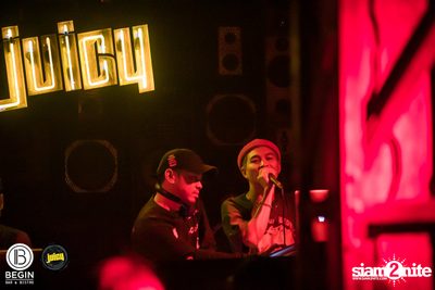 Fridays ที่ร้าน บีกิน บาร์, ถนนศรีนครินทร์ | Juicy — photo 96