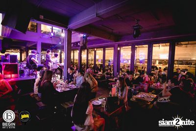 Saturdays ที่ร้าน บีกิน บาร์, ถนนศรีนครินทร์ — photo 5