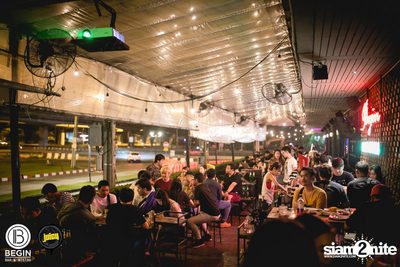 Saturdays ที่ร้าน บีกิน บาร์, ถนนศรีนครินทร์ — photo 19