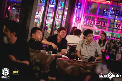 Saturdays ที่ร้าน บีกิน บาร์, ถนนศรีนครินทร์ — photo 20