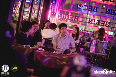 Saturdays ที่ร้าน บีกิน บาร์, ถนนศรีนครินทร์ — photo 21