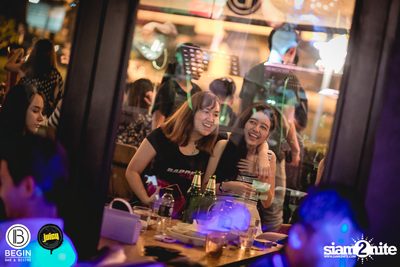 Saturdays ที่ร้าน บีกิน บาร์, ถนนศรีนครินทร์ — photo 31