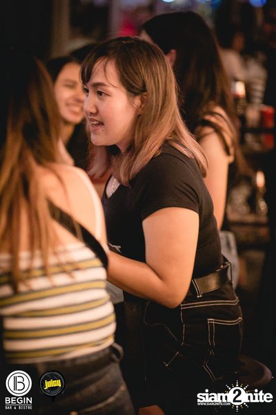 Saturdays ที่ร้าน บีกิน บาร์, ถนนศรีนครินทร์ — photo 41
