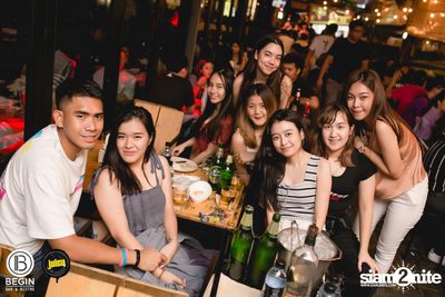 Saturdays ที่ร้าน บีกิน บาร์, ถนนศรีนครินทร์ — photo 43