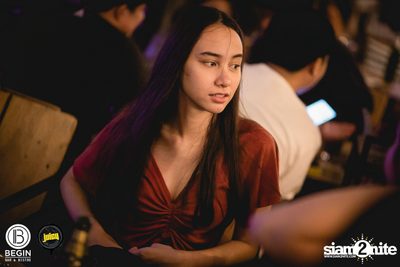 Saturdays ที่ร้าน บีกิน บาร์, ถนนศรีนครินทร์ — photo 47