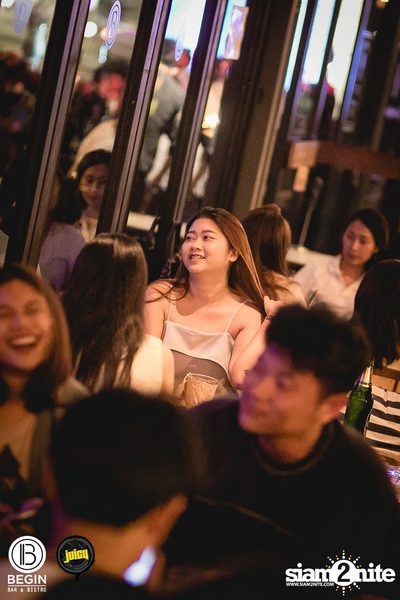 Saturdays ที่ร้าน บีกิน บาร์, ถนนศรีนครินทร์ — photo 50