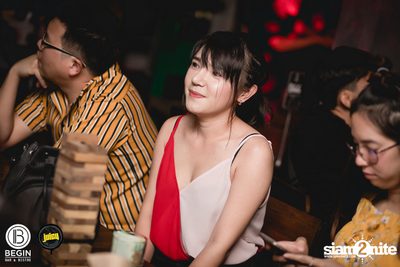 Saturdays ที่ร้าน บีกิน บาร์, ถนนศรีนครินทร์ — photo 60