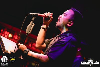 Saturdays ที่ร้าน บีกิน บาร์, ถนนศรีนครินทร์ — photo 68