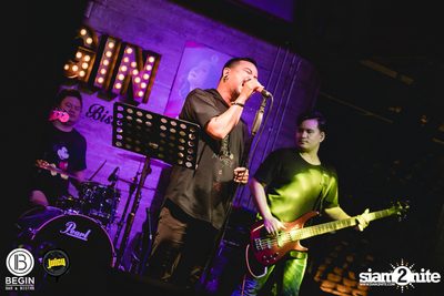 Saturdays ที่ร้าน บีกิน บาร์, ถนนศรีนครินทร์ — photo 87