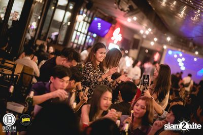 Saturdays ที่ร้าน บีกิน บาร์, ถนนศรีนครินทร์ — photo 89