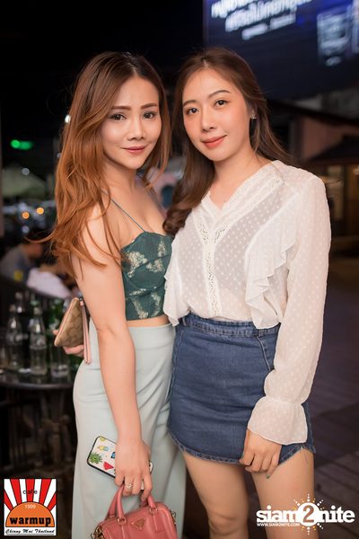 KLEAR ที่ วอร์ม อัพ คาเฟ่ เชียงใหม่ — photo 20
