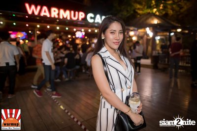 KLEAR ที่ วอร์ม อัพ คาเฟ่ เชียงใหม่ — photo 46