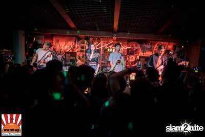 KLEAR ที่ วอร์ม อัพ คาเฟ่ เชียงใหม่ — photo 96