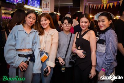The Parkinson ที่ บ็อทเทิลร็อคเก็ต คราฟท์เบียร์บาร์ — photo 28