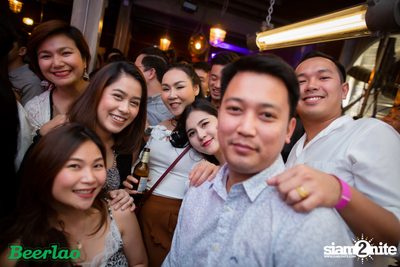 The Parkinson ที่ บ็อทเทิลร็อคเก็ต คราฟท์เบียร์บาร์ — photo 45