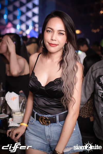 MEAN ที่ ดิฟเฟอร์ ผับ พัทยา — photo 10