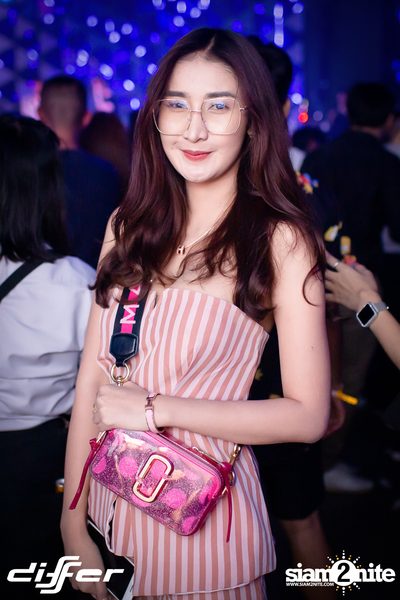 MEAN ที่ ดิฟเฟอร์ ผับ พัทยา — photo 81