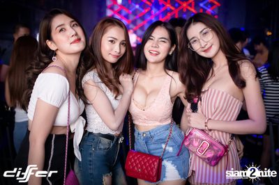 MEAN ที่ ดิฟเฟอร์ ผับ พัทยา — photo 82
