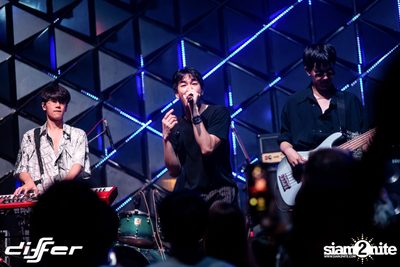 MEAN ที่ ดิฟเฟอร์ ผับ พัทยา — photo 101